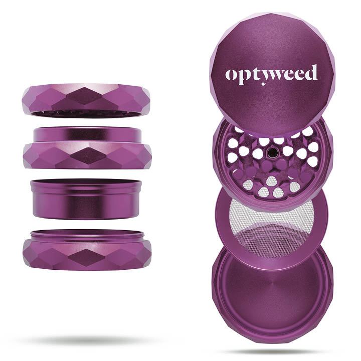 Cannabis wird mit einem sog. Grinder zerkleinert